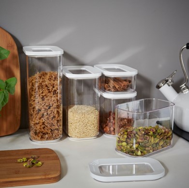 clear kitchen food containers