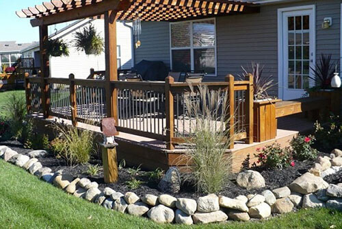 Maintain the bushes and other natural decoration surrounding your deck